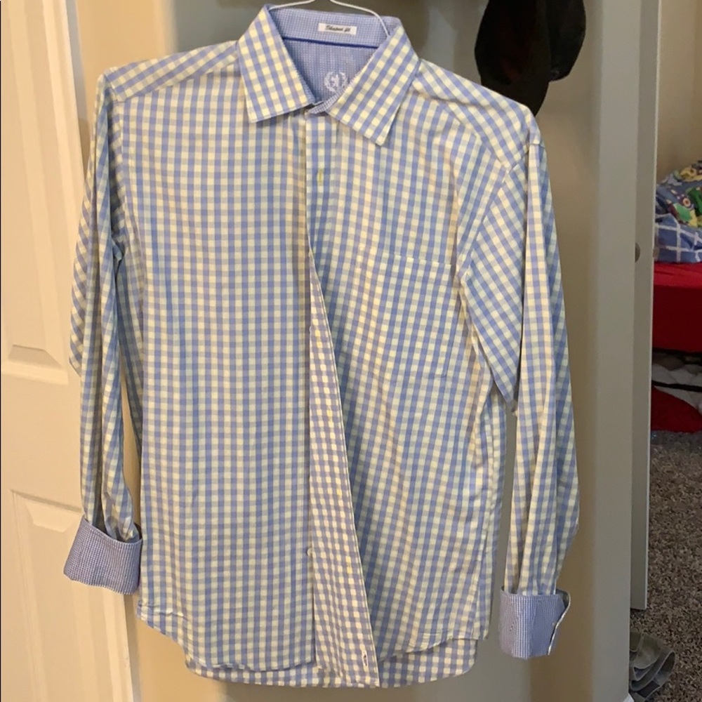 Men’s button down dress shirt